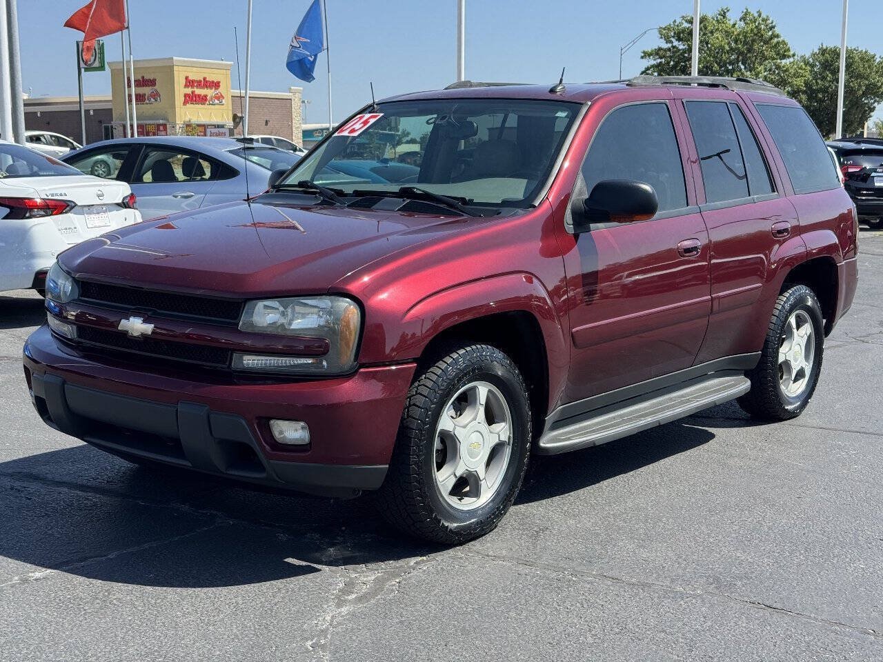 Used 2005 Chevrolet TrailBlazer LT w/ Luxury Package RWD image 9