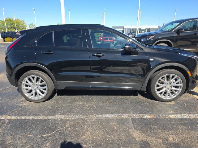 Used 2023 Cadillac XT4 Sport AWD/4WD image 5