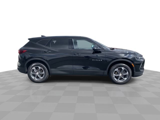 Certified 2024 Chevrolet Blazer LT w/ Driver Confidence Package image 9