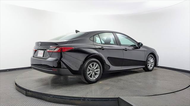 Used 2026 Toyota Camry LE FWD image 7