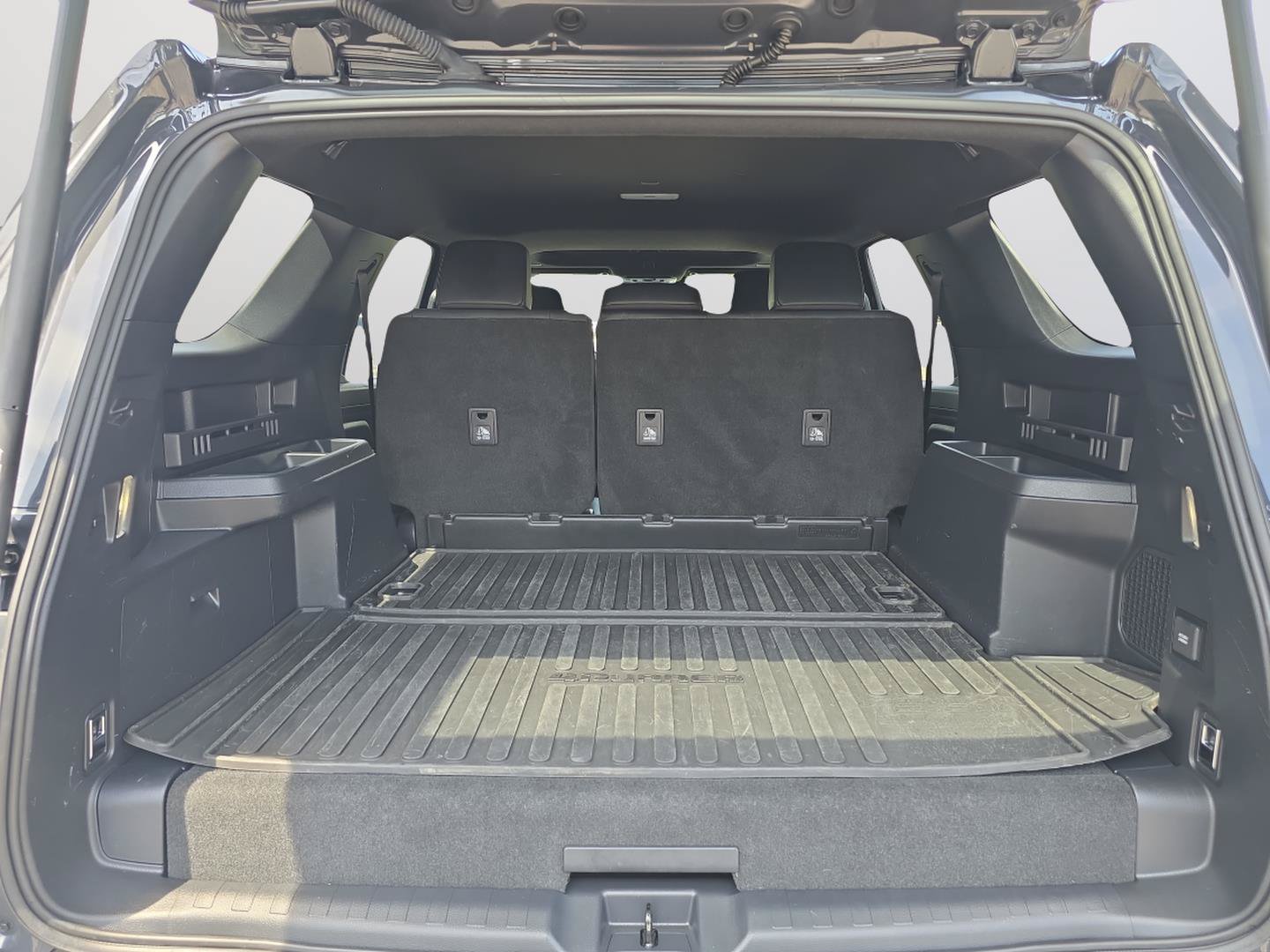 Used 2025 Toyota 4Runner TRD Off-Road Premium w/ Tow Technology Package AWD/4WD image 28