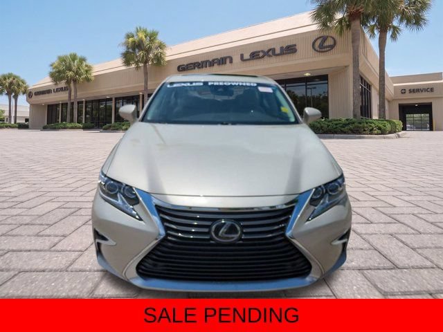 Used 2018 Lexus ES 350 w/ Luxury Package w/Wood Trim FWD image 9