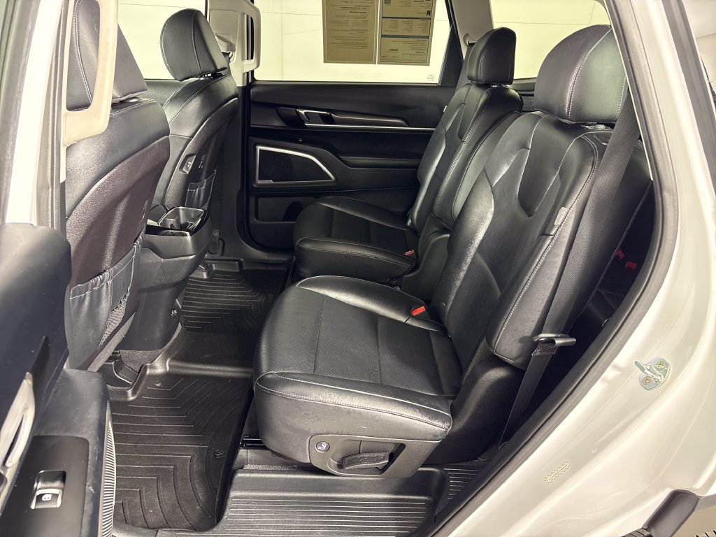 Used 2023 Kia Telluride S AWD/4WD image 31