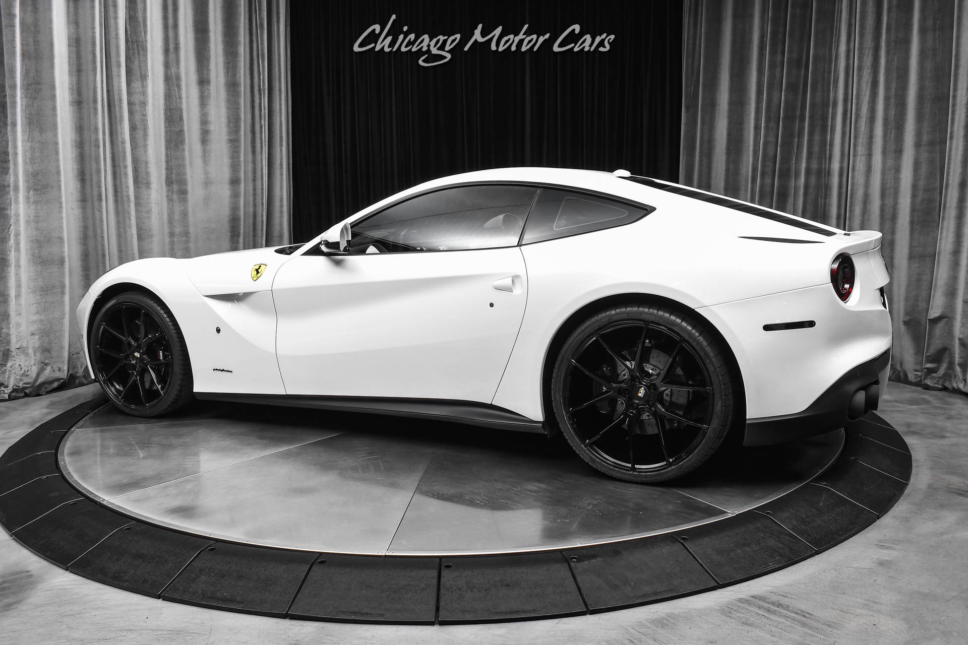 Used 2014 Ferrari F12 Berlinetta RWD image 3