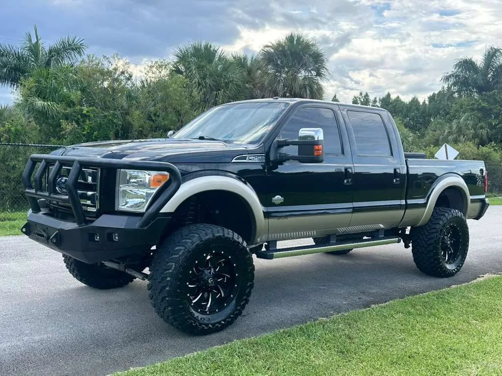 Used 2012 Ford F250 King Ranch w/ King Ranch w/Chrome Pkg