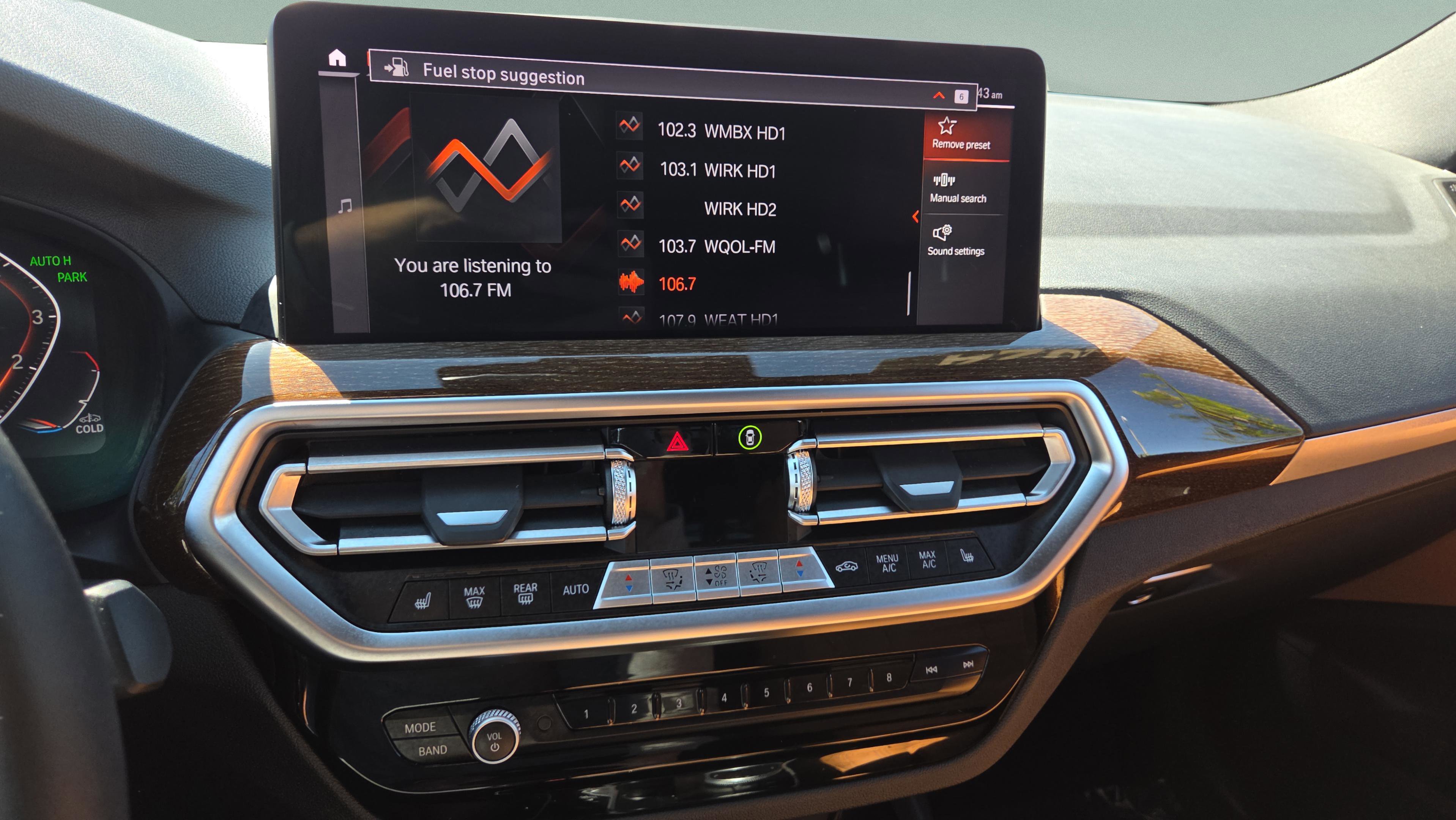 Certified 2024 BMW X3 sDrive30i w/ Premium Package w/ZPA image 33