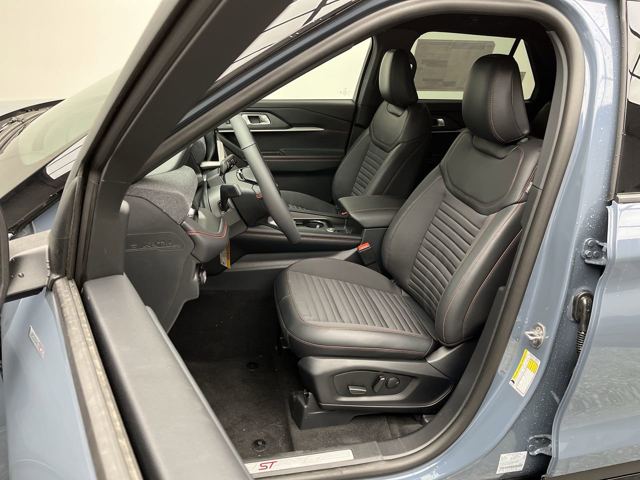 New 2026 Ford Explorer ST-Line AWD/4WD image 10