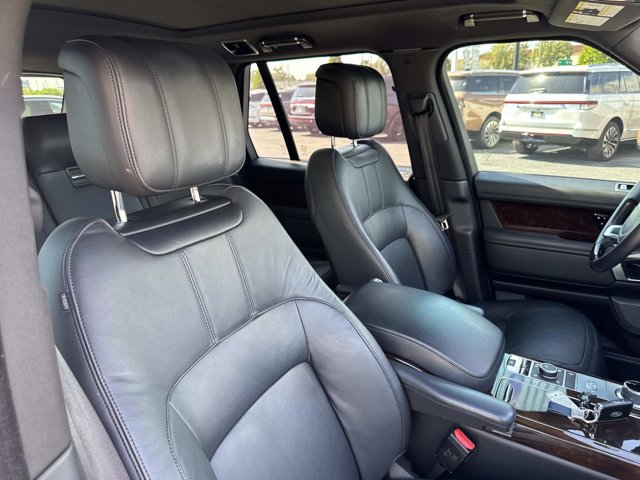 Used 2021 Land Rover Range Rover image 19
