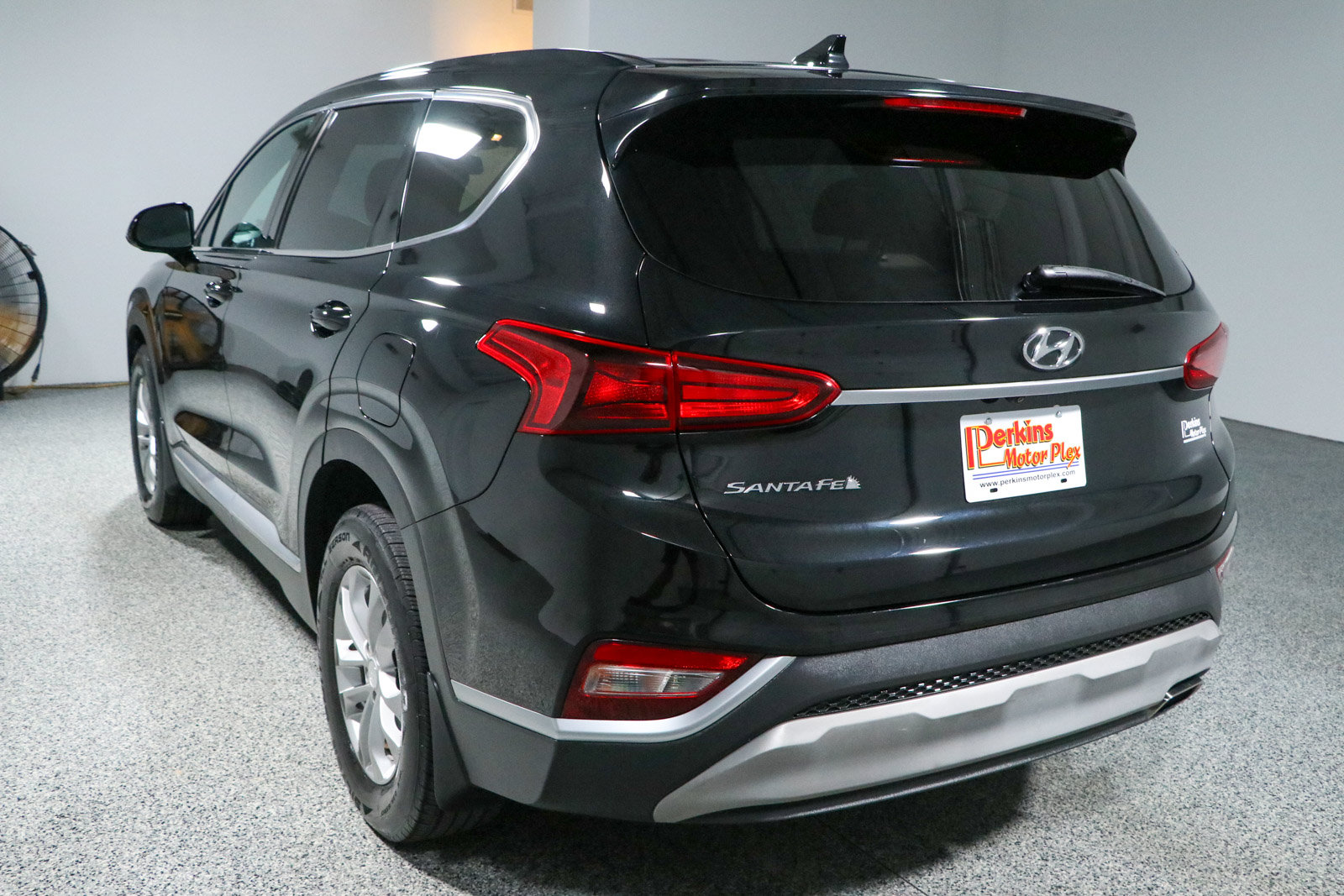 Used 2020 Hyundai Santa Fe SEL w/ Cargo Package FWD image 9