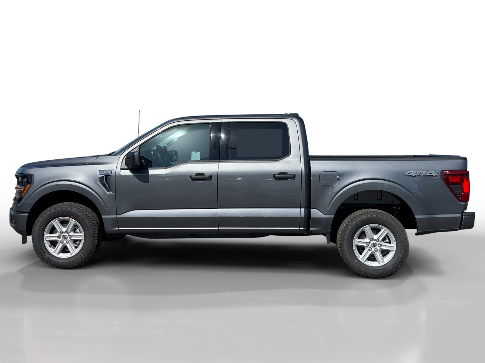 New 2026 Ford F150 XLT w/ Tow/Haul Package AWD/4WD image 2