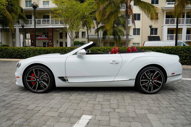 Used 2024 Bentley Continental GT V8 image 15