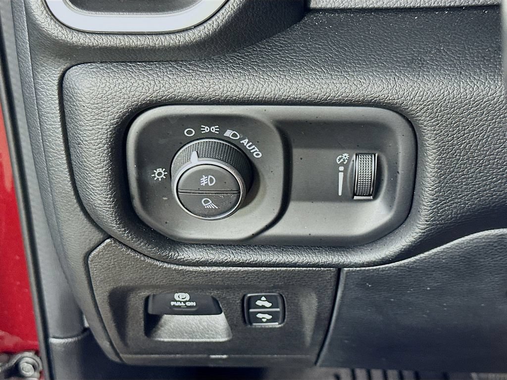 Used 2021 RAM 1500 Big Horn AWD/4WD image 21
