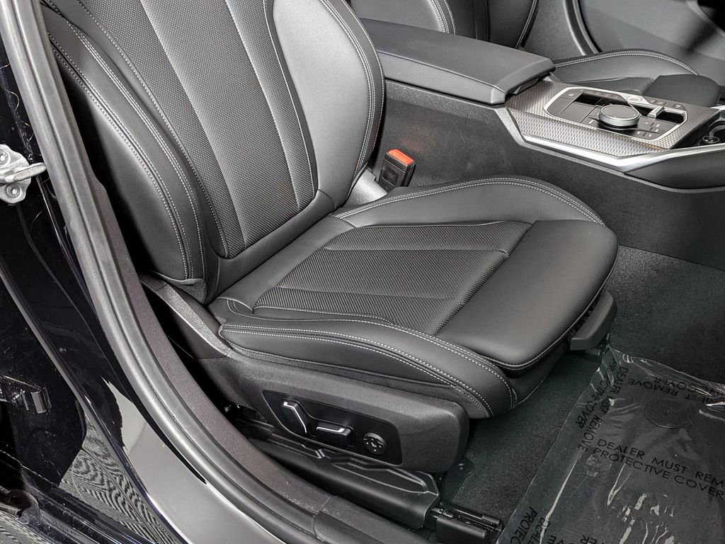 Used 2025 BMW 330i xDrive Sedan w/ M Sport Package image 24