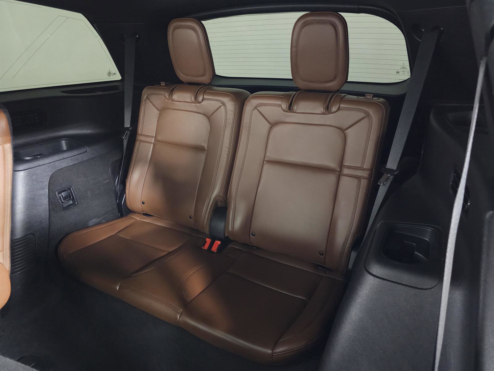 Used 2021 Lincoln Aviator Grand Touring w/ Elements Package Plus AWD/4WD image 33