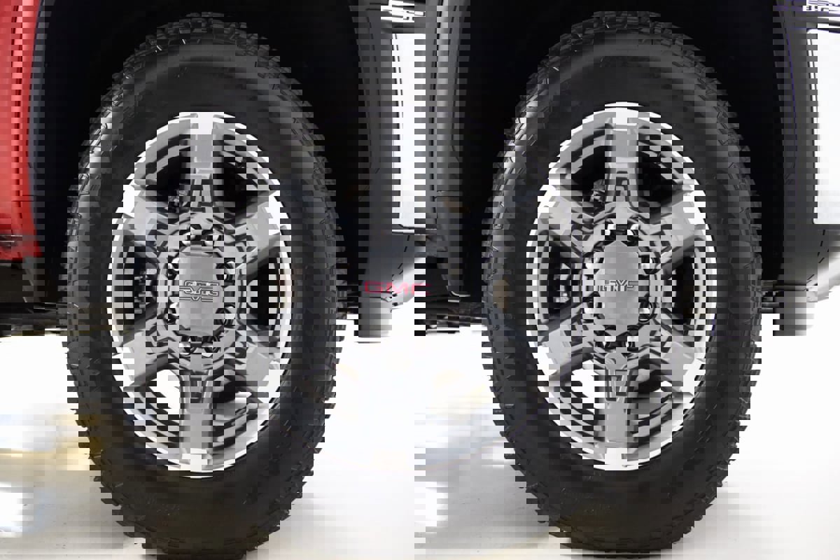 Used 2025 GMC Sierra 3500 SLT w/ SLT Premium Package image 91