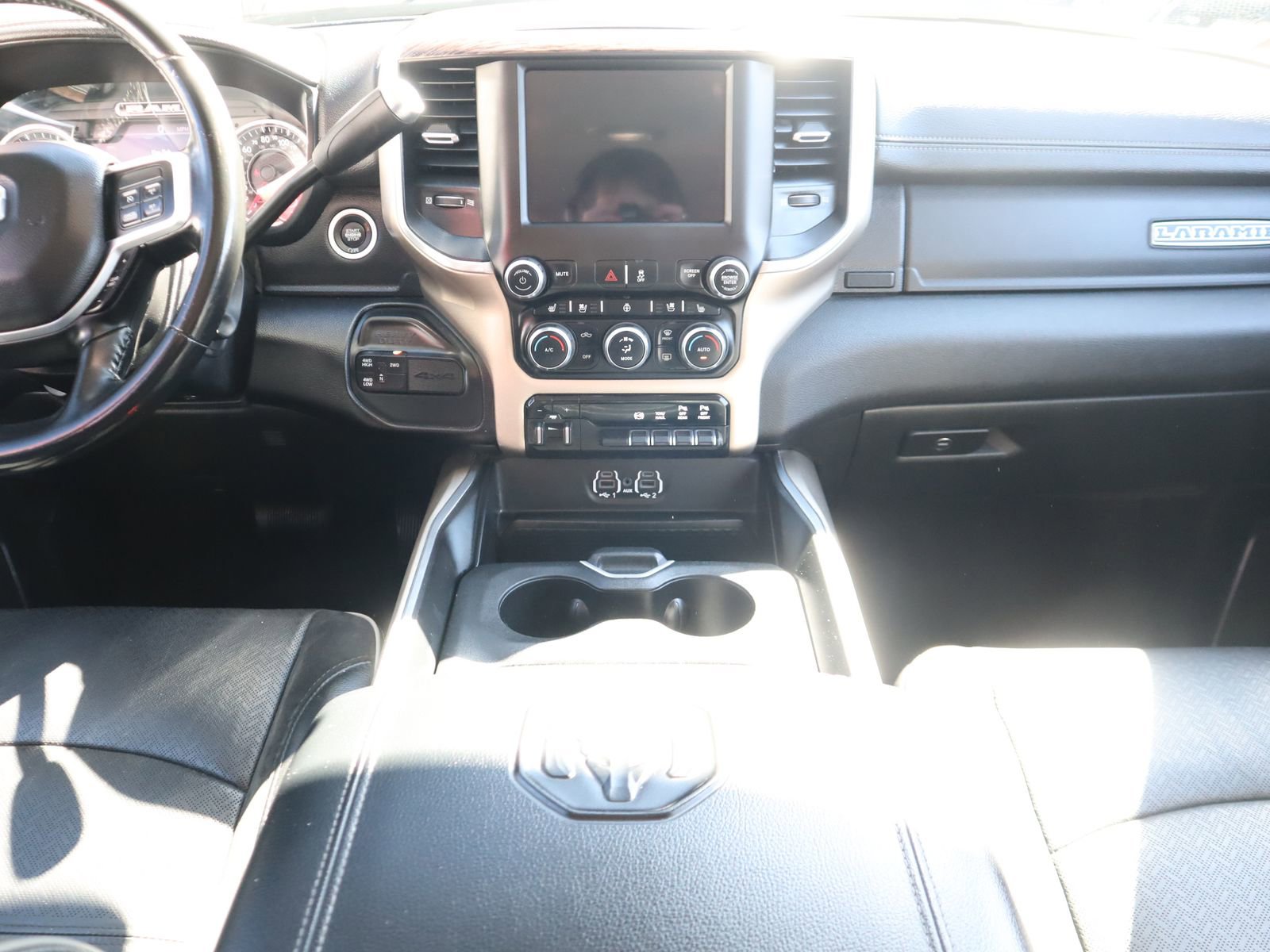 Used 2021 RAM 3500 Laramie image 33