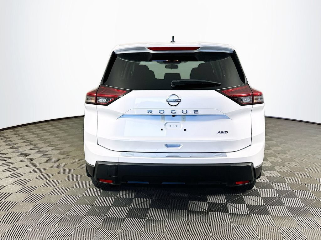 New 2026 Nissan Rogue SV w/ Cold Weather Package AWD/4WD image 9