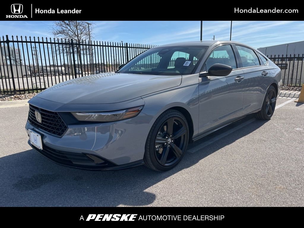 Used 2025 Honda Accord Sport image 1