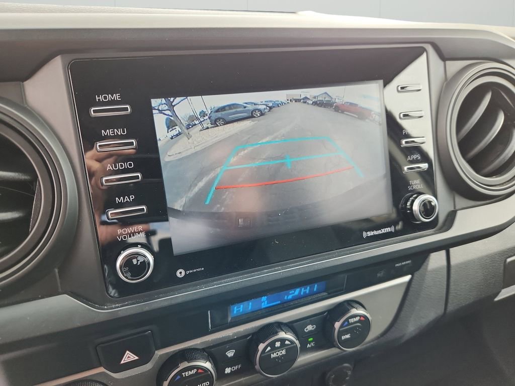 Used 2022 Toyota Tacoma SR AWD/4WD image 22