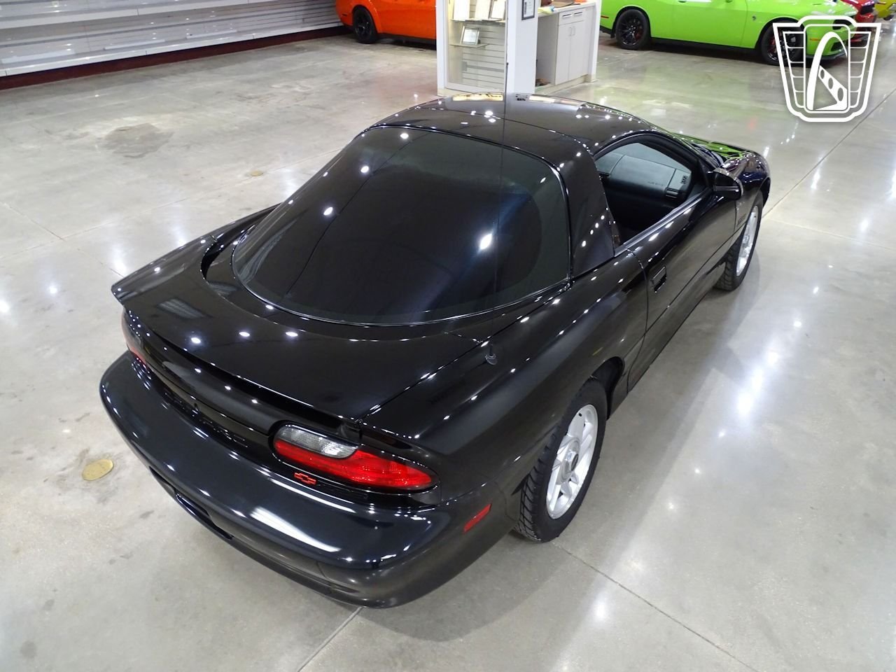 Used 1995 Chevrolet Camaro Z28 RWD image 15