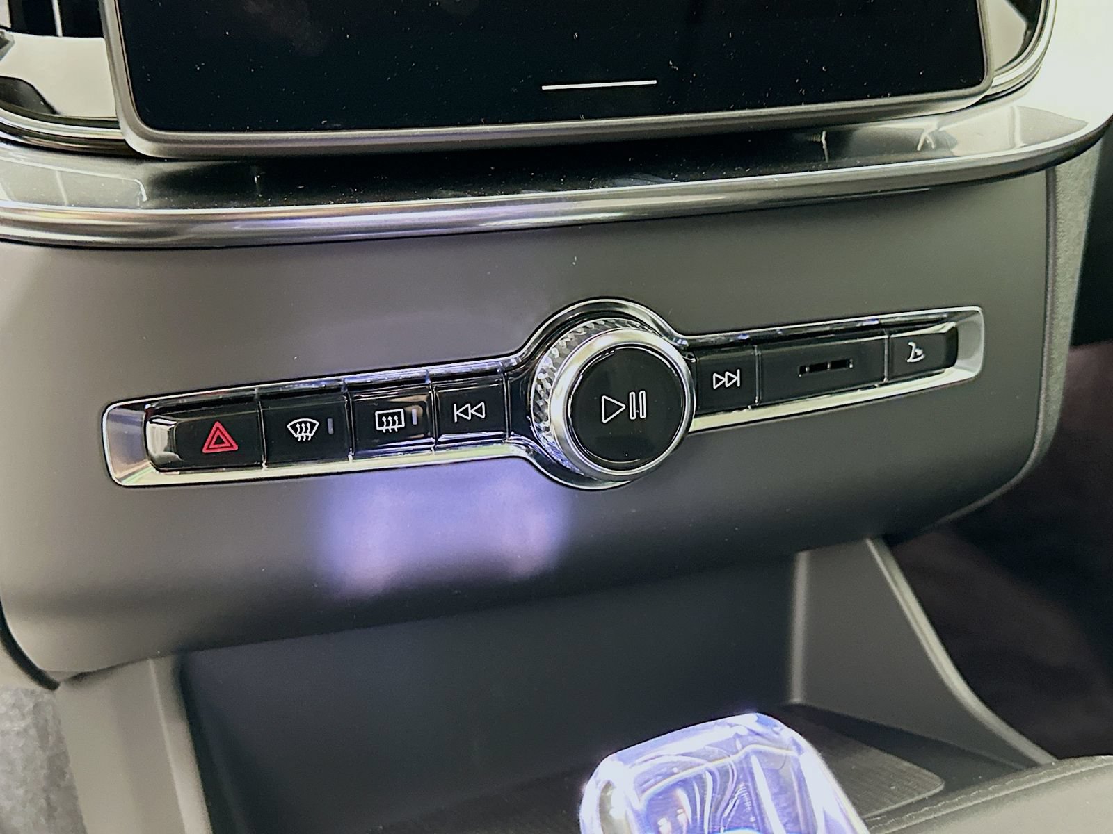 New 2026 Volvo XC90 B6 Ultra w/ Protection Package Premier AWD/4WD image 26