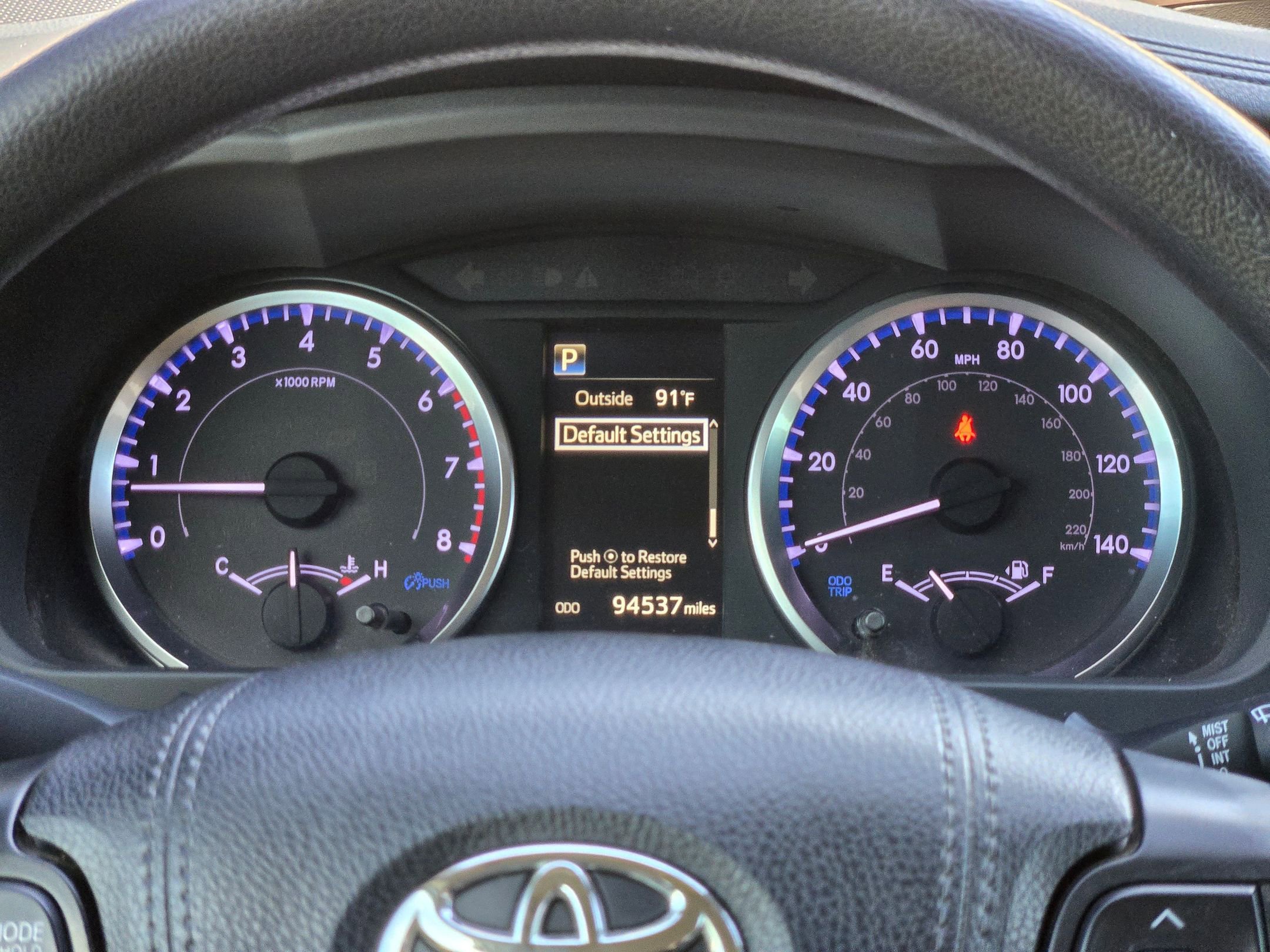 Used 2019 Toyota Highlander LE FWD image 23