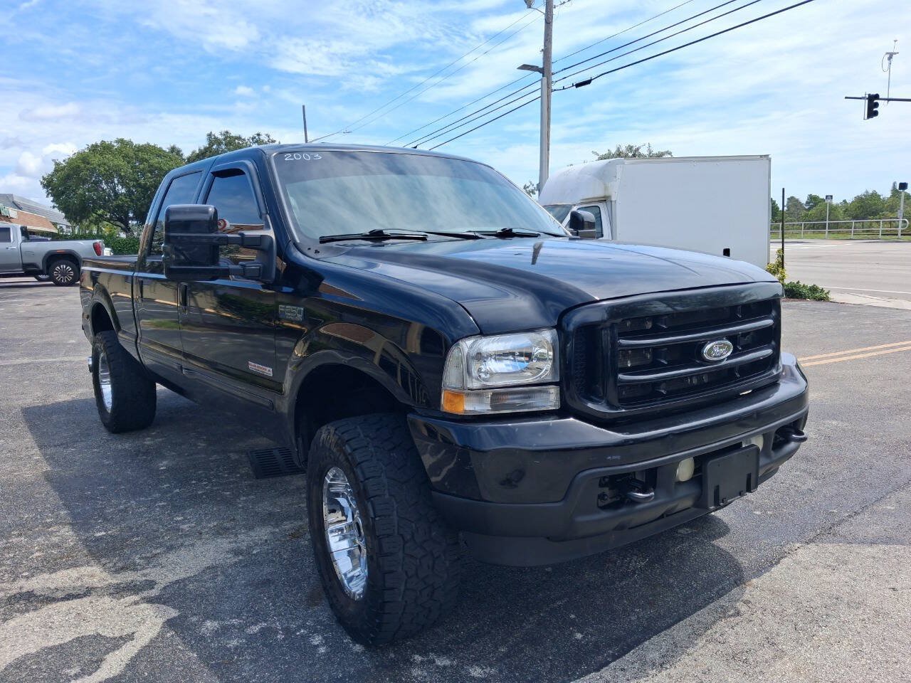 Used 2003 Ford F250 XL AWD/4WD image 4