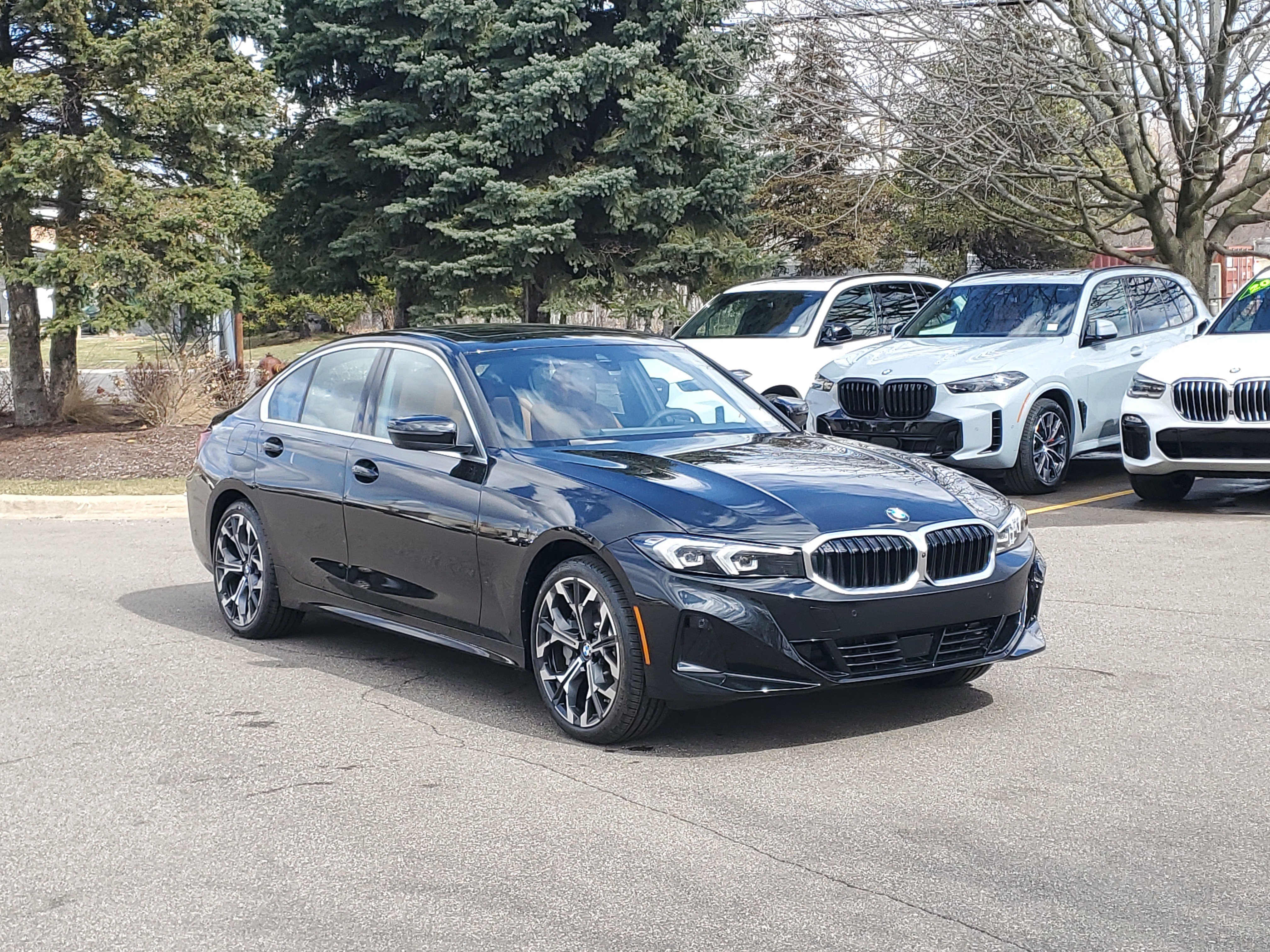 New 2026 BMW 330i xDrive Sedan w/ Premium Package image 4