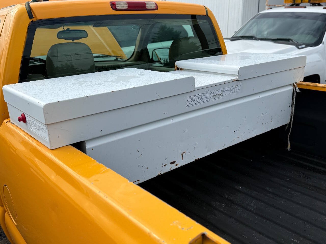 Used 2003 Chevrolet Silverado 2500 W/T RWD image 12