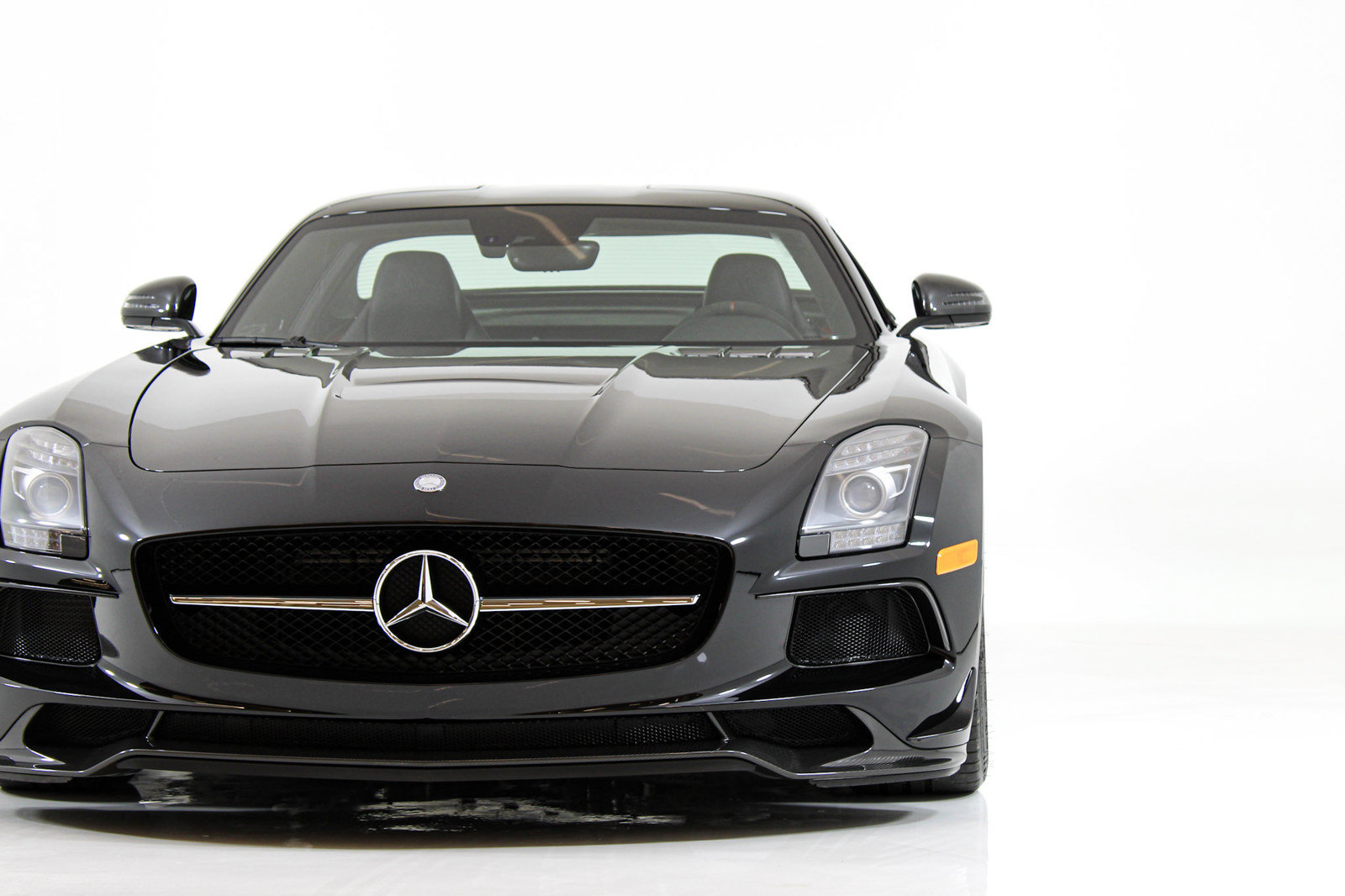 Used 2014 Mercedes-Benz SLS AMG Black Series image 16