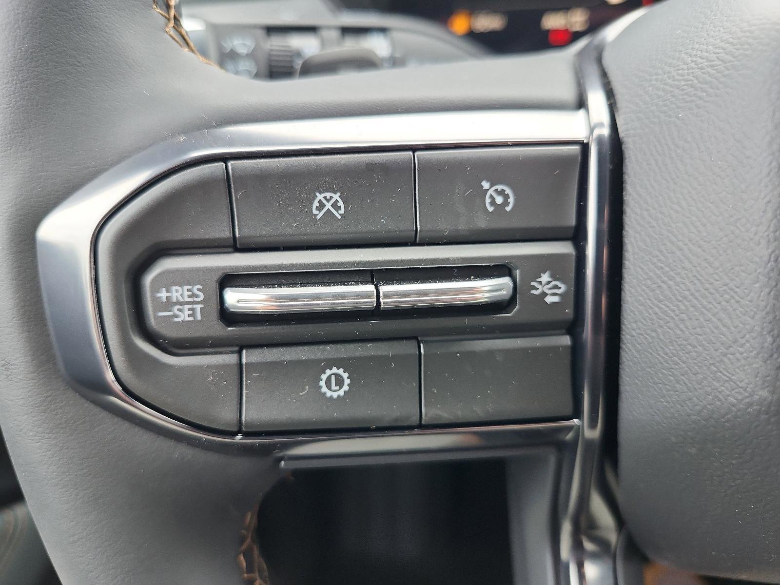 New 2026 GMC Acadia AT4 image 19