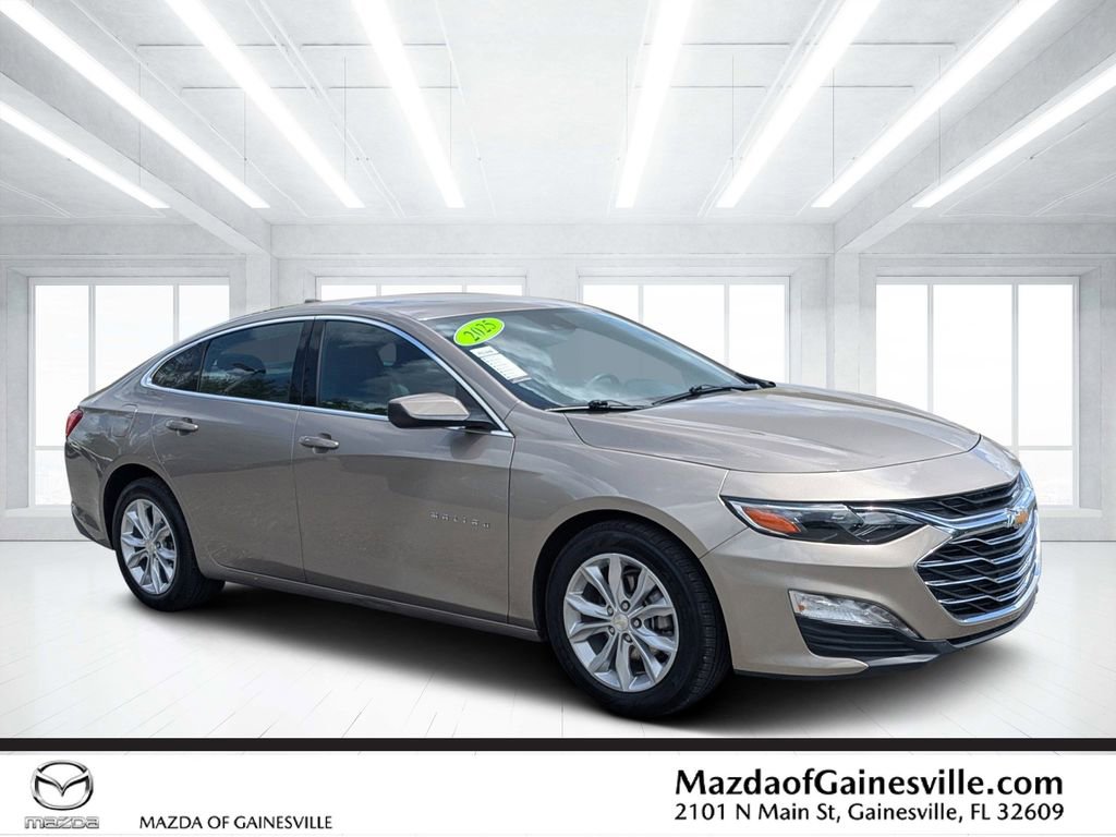 Used 2025 Chevrolet Malibu LT FWD image 1