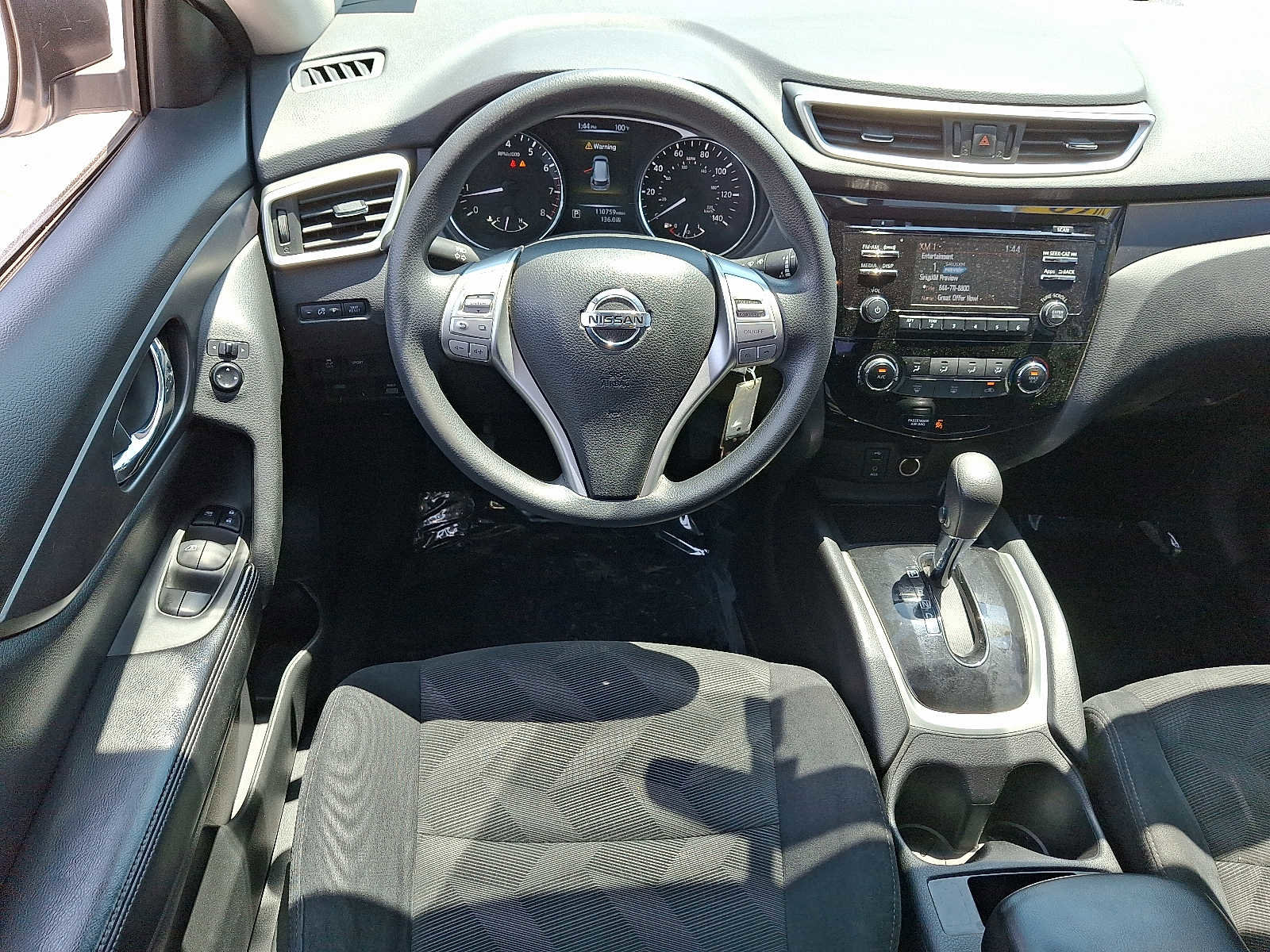 Used 2016 Nissan Rogue S AWD/4WD image 12