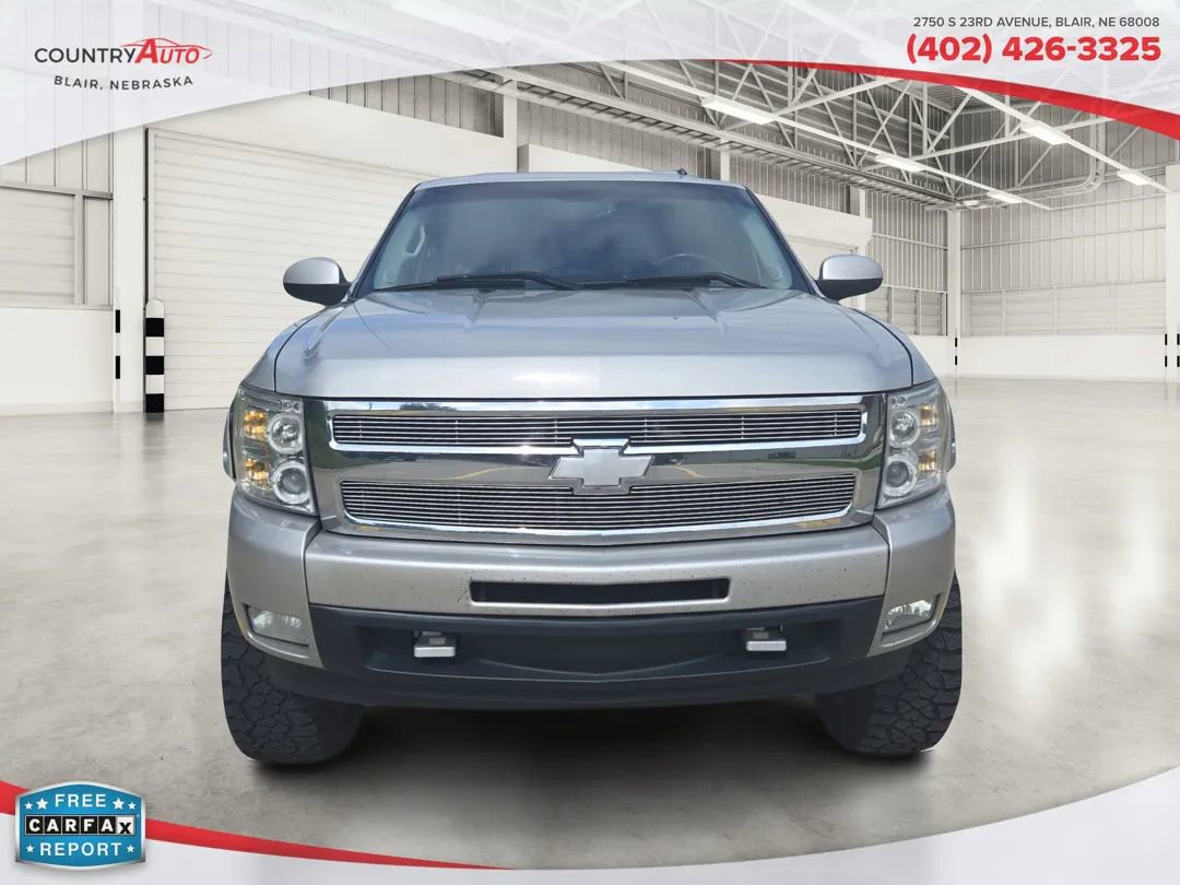 Used 2008 Chevrolet Silverado 1500 LTZ w/ Max Trailering Pack image 8