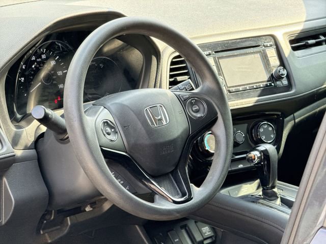 Used 2018 Honda HR-V LX image 25
