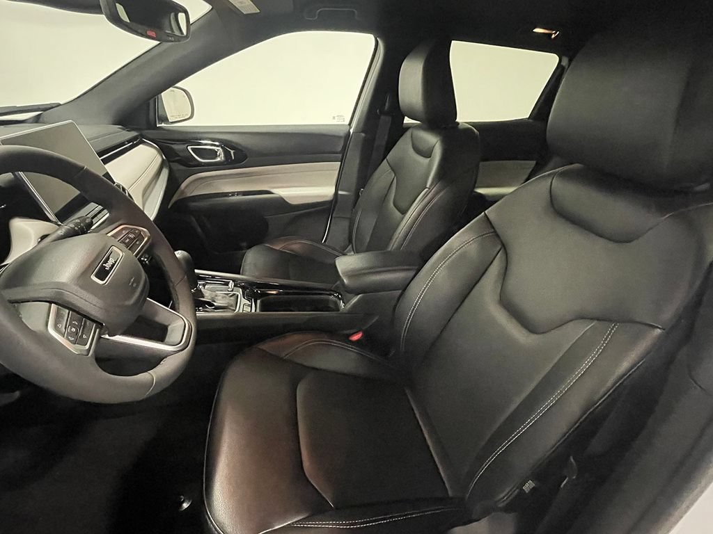 Used 2026 Jeep Compass Limited AWD/4WD image 3