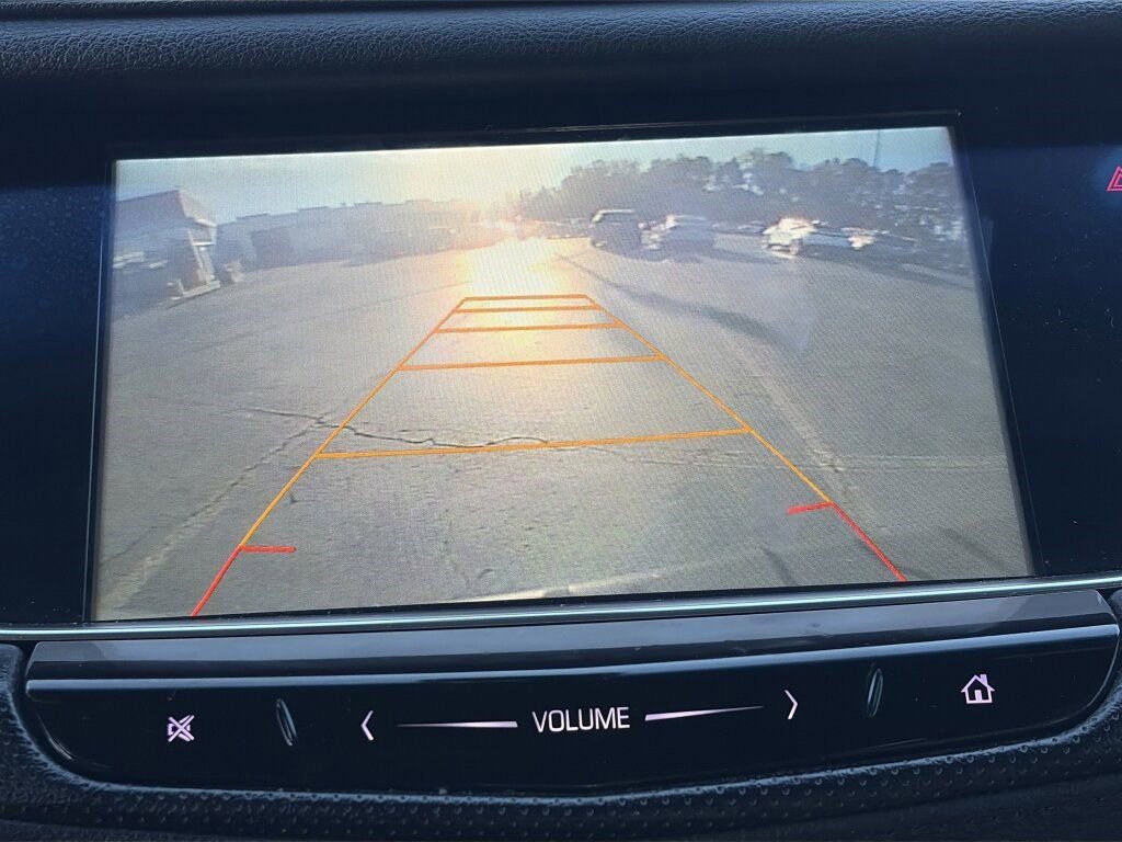 Used 2017 Cadillac XT5 FWD image 12