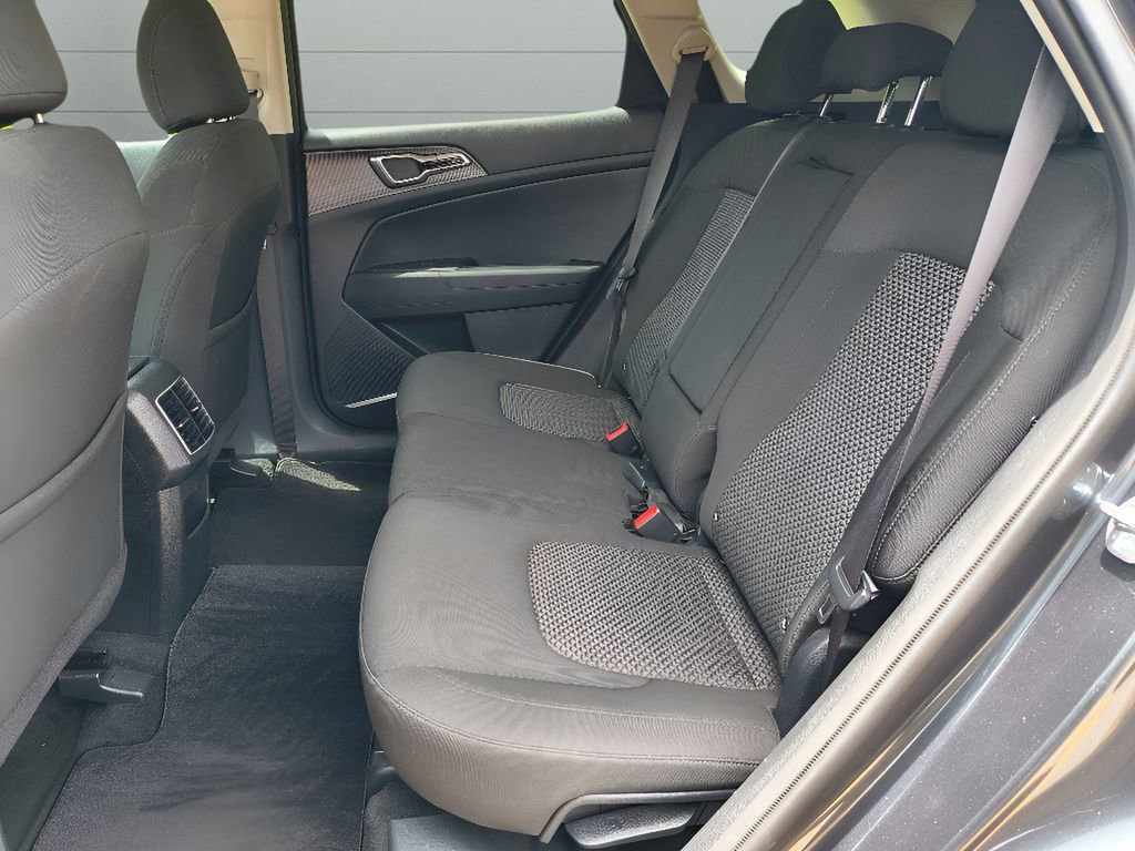 Used 2024 Kia Sportage LX FWD image 20