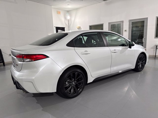 Used 2023 Toyota Corolla SE FWD image 11