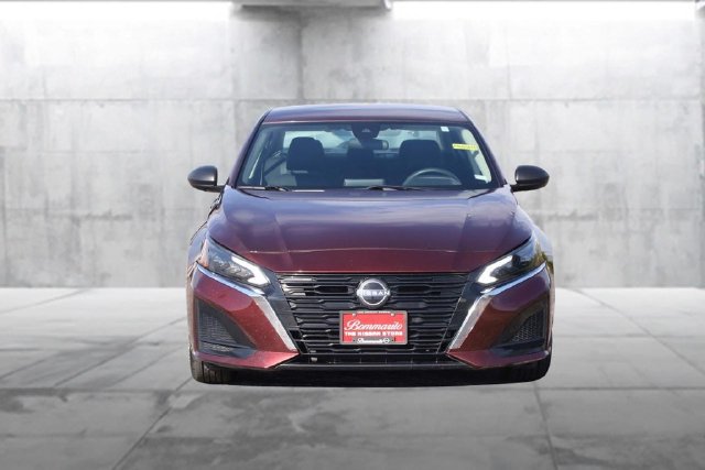 Certified 2024 Nissan Altima 2.5 SV FWD image 4