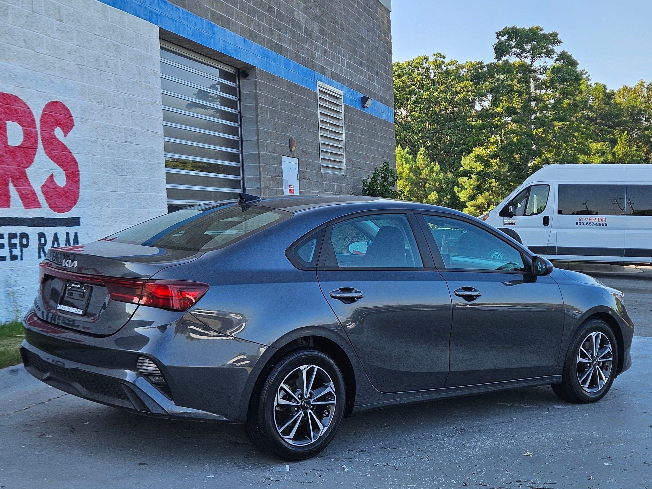 Used 2024 Kia Forte LXS FWD image 7