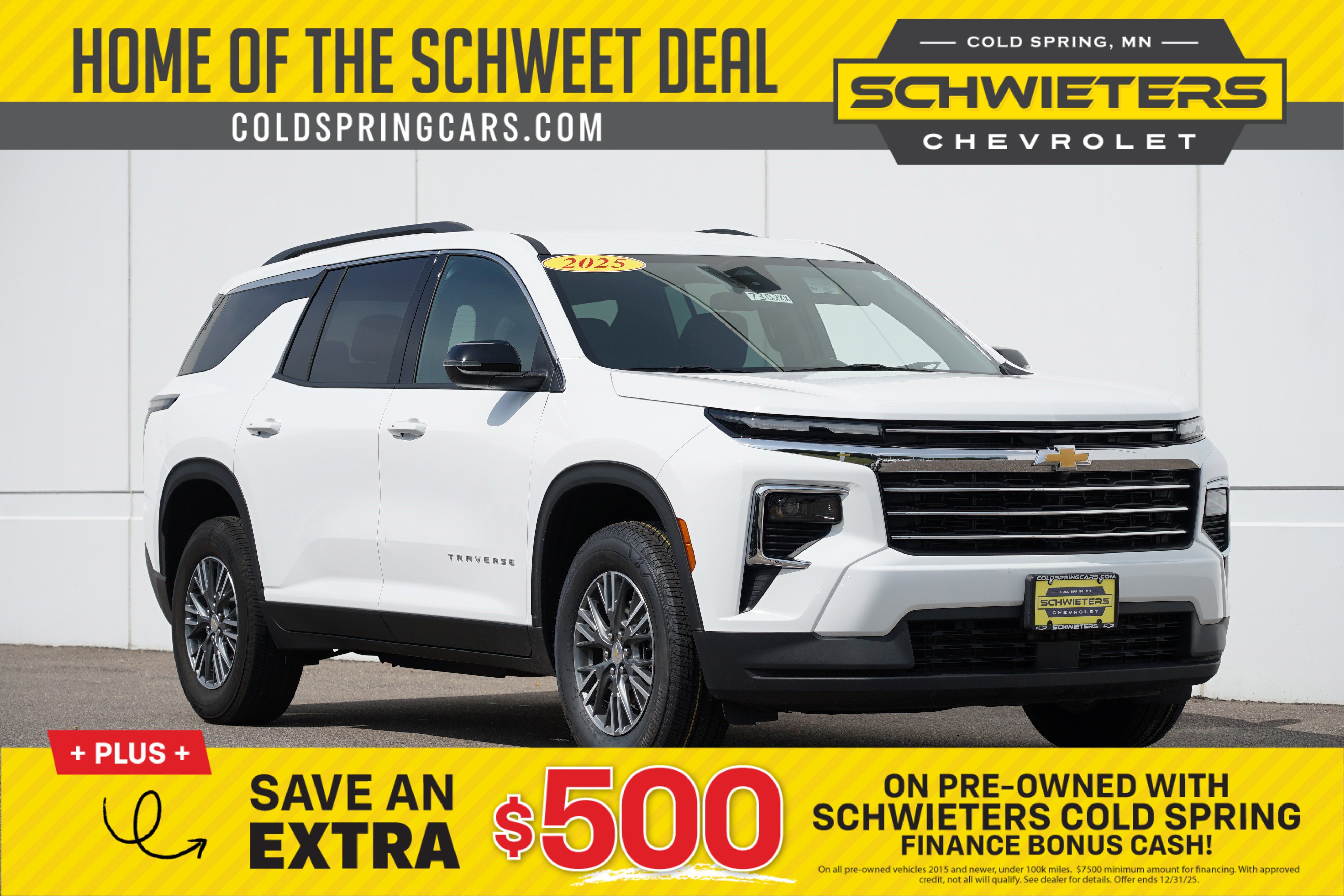 Used 2025 Chevrolet Traverse LT