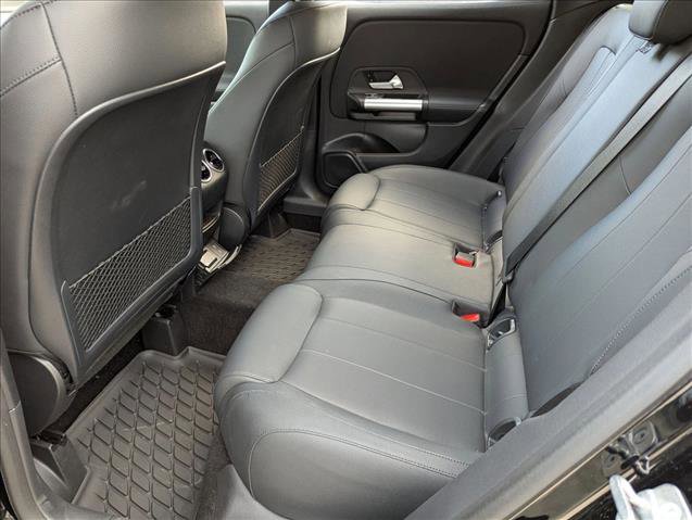 Certified 2025 Mercedes-Benz GLA 250 image 18