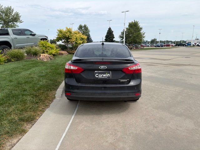Used 2012 Ford Focus Titanium FWD image 5