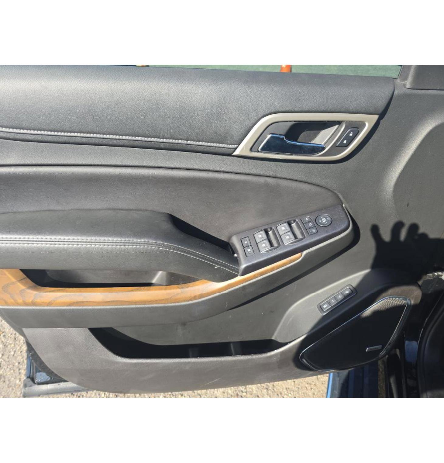 Used 2018 GMC Yukon Denali w/ Denali Ultimate Package image 14