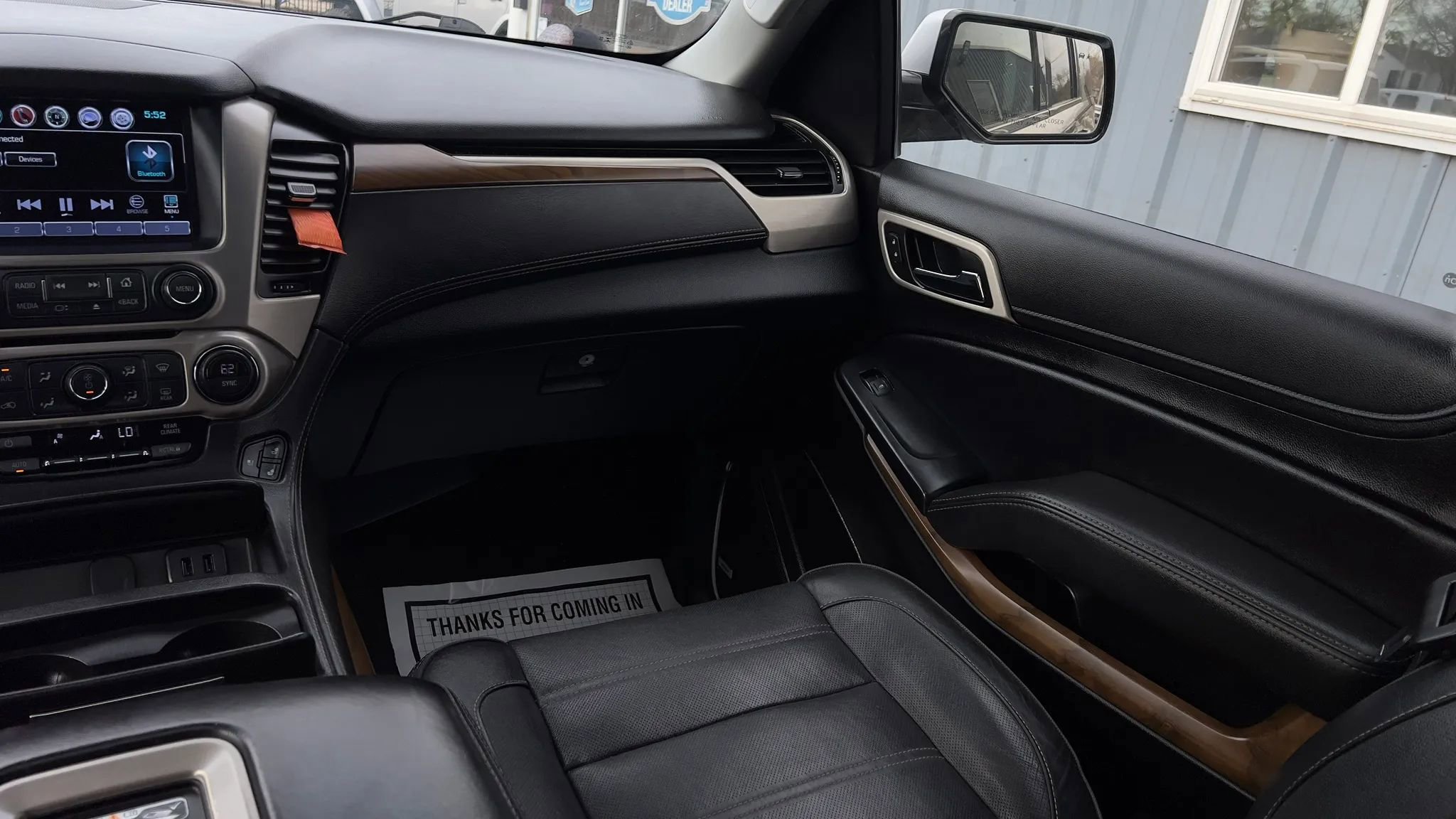 Used 2020 GMC Yukon XL Denali w/ Open Road Package image 36