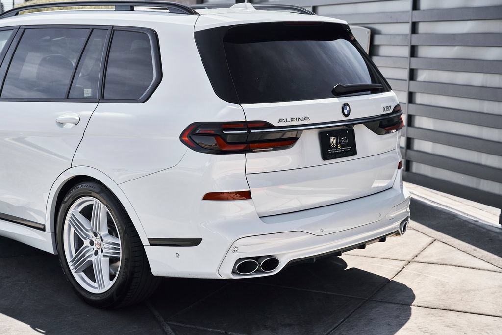 Used 2023 BMW ALPINA XB7 AWD/4WD image 9