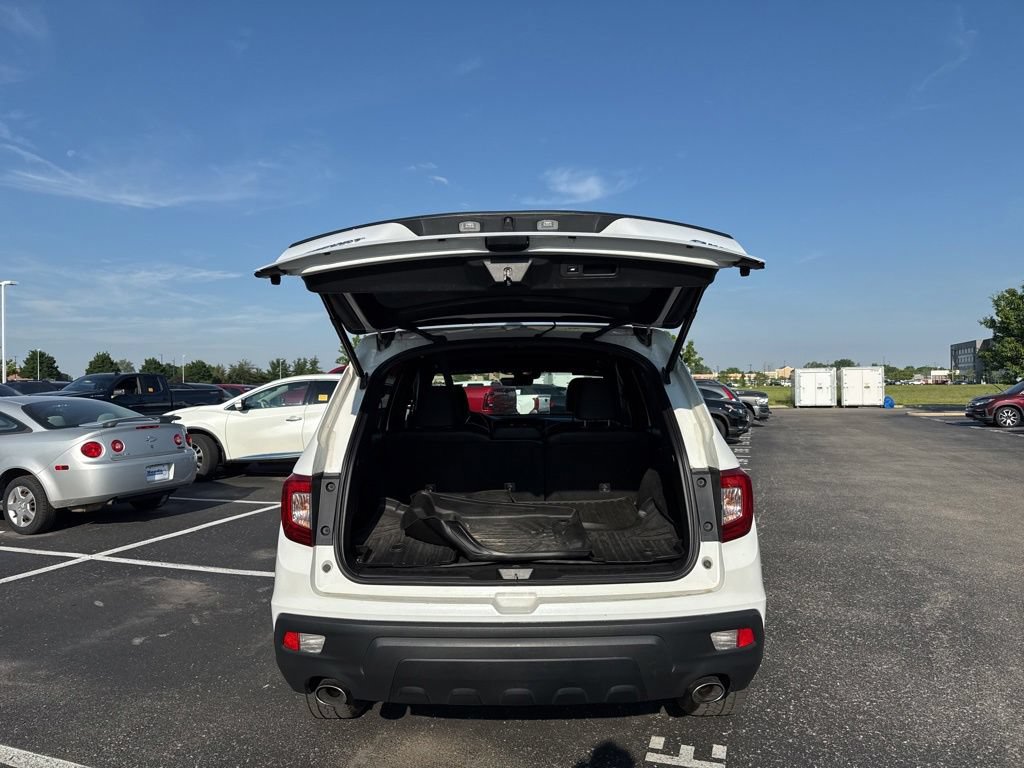 Used 2021 Honda Passport EX-L image 11
