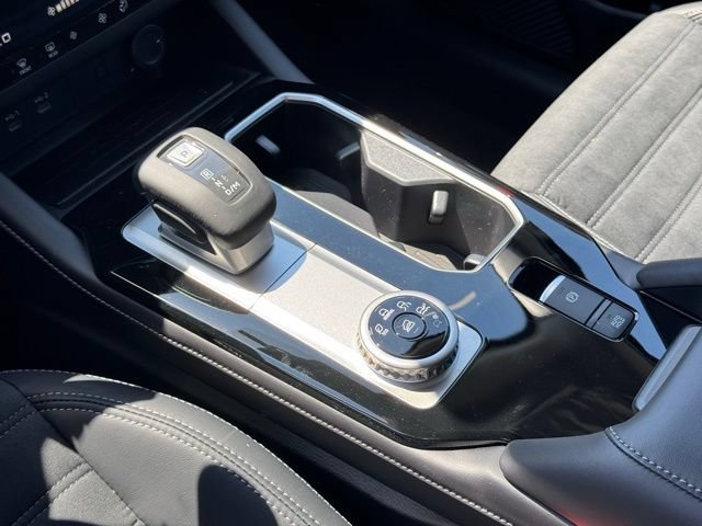 New 2026 Mitsubishi Outlander SE FWD image 16
