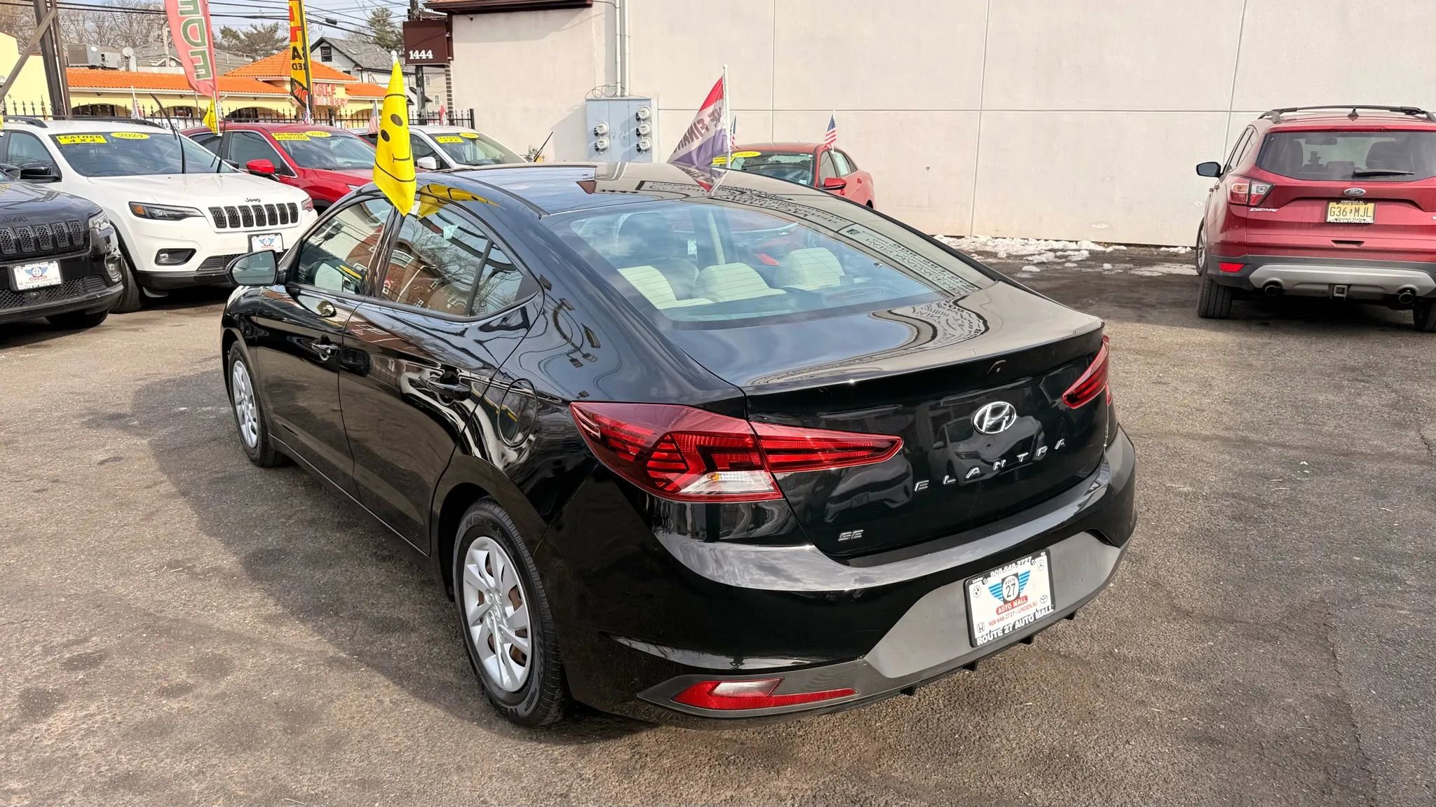 Used 2020 Hyundai Elantra SE image 5